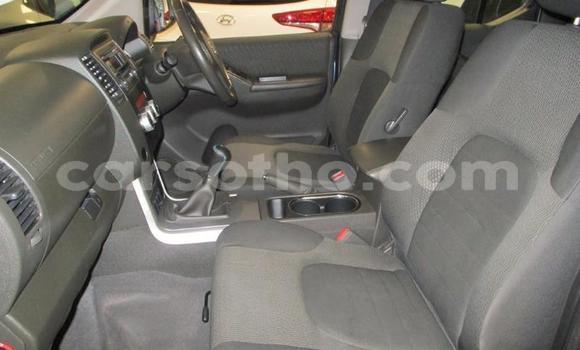 Sayi Na hannu Nissan Navara Blue Mota in Maseru a Maseru Sayi Na hannu Nissan Navara Blue Mota in Maseru a Maseru