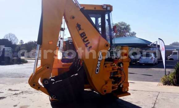 اشتري مستعمل Caterpillar 120 Other شاحنة في Maseru في Maseru اشتري مستعمل Caterpillar 120 Other شاحنة في Maseru في Maseru