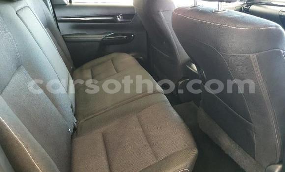 اشتري مستعمل Toyota Hilux Silver سيارة في Maseru في Maseru اشتري مستعمل Toyota Hilux Silver سيارة في Maseru في Maseru