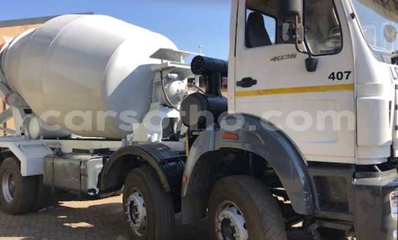 اشتري مستعمل Caterpillar 120 White شاحنة في Import - Dubai في Maseru اشتري مستعمل Caterpillar 120 White شاحنة في Import - Dubai في Maseru