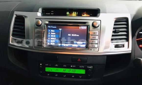 اشتري مستعمل Toyota Hilux White سيارة في Maseru في Maseru اشتري مستعمل Toyota Hilux White سيارة في Maseru في Maseru