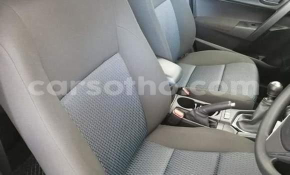 Sayi Na hannu Toyota Corolla Red Mota in Mafeteng a Mafeteng Sayi Na hannu Toyota Corolla Red Mota in Mafeteng a Mafeteng