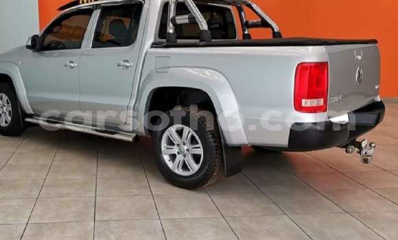 Buy Used Volkswagen Amarok Silver Car in Hlotse in Leribe Buy Used Volkswagen Amarok Silver Car in Hlotse in Leribe