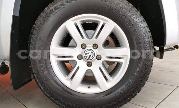 Buy Used Volkswagen Amarok Silver Car in Hlotse in Leribe Buy Used Volkswagen Amarok Silver Car in Hlotse in Leribe
