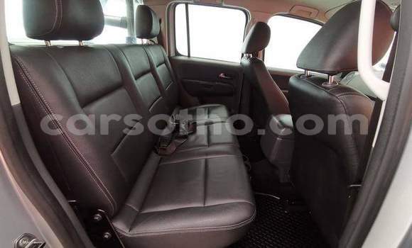 Buy Used Volkswagen Amarok Silver Car in Hlotse in Leribe Buy Used Volkswagen Amarok Silver Car in Hlotse in Leribe