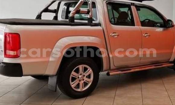 Buy Used Volkswagen Amarok Silver Car in Hlotse in Leribe Buy Used Volkswagen Amarok Silver Car in Hlotse in Leribe