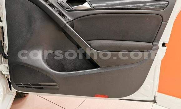 Buy Used Volkswagen Golf White Car in Hlotse in Leribe Buy Used Volkswagen Golf White Car in Hlotse in Leribe