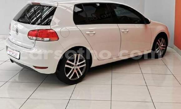 Buy Used Volkswagen Golf White Car in Hlotse in Leribe Buy Used Volkswagen Golf White Car in Hlotse in Leribe
