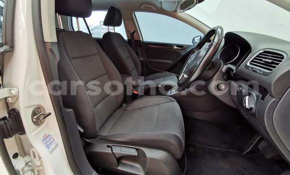 Buy Used Volkswagen Golf White Car in Hlotse in Leribe Buy Used Volkswagen Golf White Car in Hlotse in Leribe