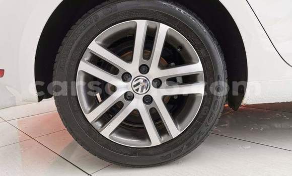 Buy Used Volkswagen Golf White Car in Hlotse in Leribe Buy Used Volkswagen Golf White Car in Hlotse in Leribe