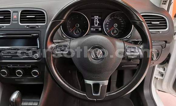 Buy Used Volkswagen Golf White Car in Hlotse in Leribe Buy Used Volkswagen Golf White Car in Hlotse in Leribe