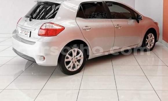 Acheter Occasion Voiture Toyota Auris Marron à Hlotse, Leribe Acheter Occasion Voiture Toyota Auris Marron à Hlotse, Leribe