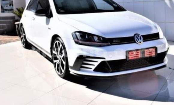 اشتري مستعمل Volkswagen Golf GTI White سيارة في Hlotse في Leribe اشتري مستعمل Volkswagen Golf GTI White سيارة في Hlotse في Leribe