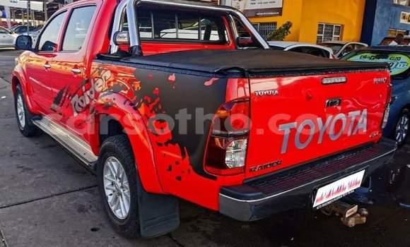 Sayi Na hannu Toyota Hilux Red Mota in Hlotse a Leribe Sayi Na hannu Toyota Hilux Red Mota in Hlotse a Leribe