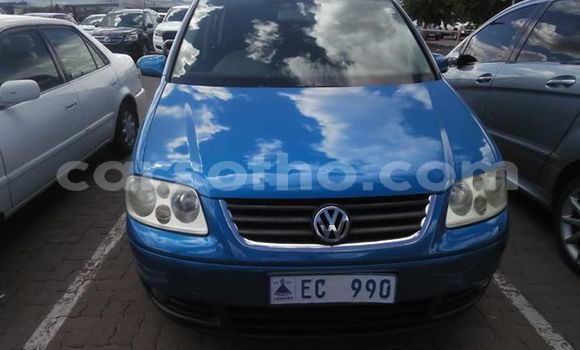 Buy Used Volkswagen Touran Blue Car in Maseru in Maseru Buy Used Volkswagen Touran Blue Car in Maseru in Maseru