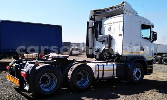 Buy Used Scania R420 White Truck in Butha–Buthe in Thaba-Tseka Buy Used Scania R420 White Truck in Butha–Buthe in Thaba-Tseka