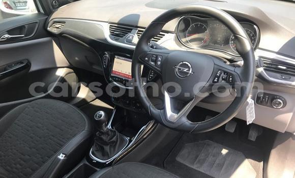 Sayi Na hannu Opel Corsa White Mota in Roma a Maseru Sayi Na hannu Opel Corsa White Mota in Roma a Maseru