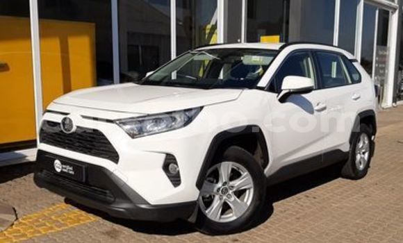 اشتري مستعمل Toyota RAV4 White سيارة في Maseru في Maseru اشتري مستعمل Toyota RAV4 White سيارة في Maseru في Maseru