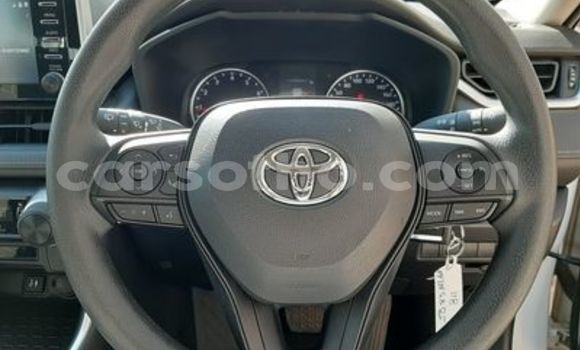 اشتري مستعمل Toyota RAV4 White سيارة في Maseru في Maseru اشتري مستعمل Toyota RAV4 White سيارة في Maseru في Maseru