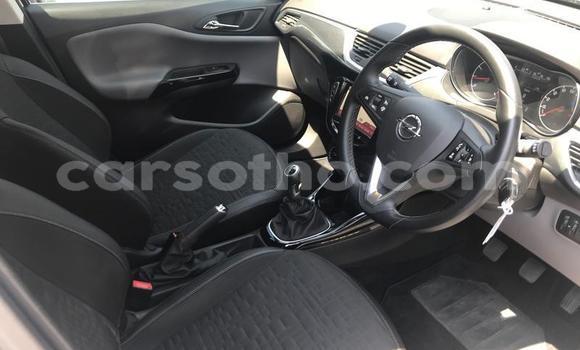 Sayi Na hannu Opel Corsa White Mota in Roma a Maseru Sayi Na hannu Opel Corsa White Mota in Roma a Maseru