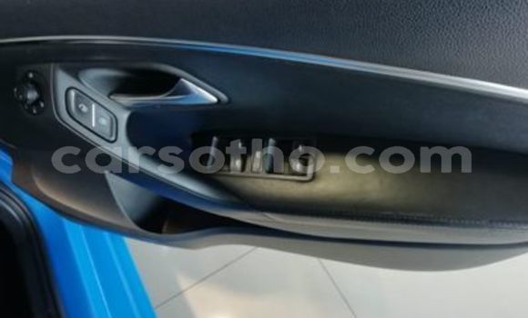 Buy Used Volkswagen Polo Blue Car in Maseru in Maseru Buy Used Volkswagen Polo Blue Car in Maseru in Maseru