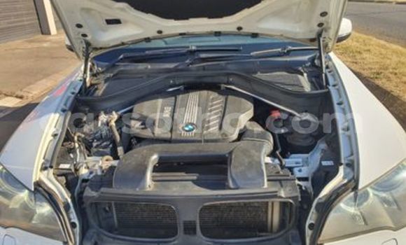 اشتري مستعمل BMW X5 White سيارة في Maseru في Maseru اشتري مستعمل BMW X5 White سيارة في Maseru في Maseru