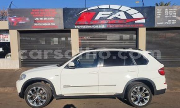اشتري مستعمل BMW X5 White سيارة في Maseru في Maseru اشتري مستعمل BMW X5 White سيارة في Maseru في Maseru