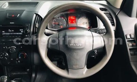 Acheter Occasion Voiture Isuzu KB Blanc à Maseru, Maseru Acheter Occasion Voiture Isuzu KB Blanc à Maseru, Maseru