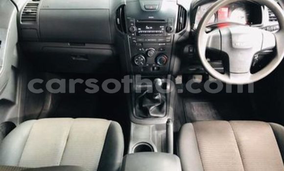 Acheter Occasion Voiture Isuzu KB Blanc à Maseru, Maseru Acheter Occasion Voiture Isuzu KB Blanc à Maseru, Maseru