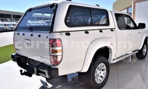 Acheter Occasion Voiture Mazda BT-50 Blanc à Maseru, Maseru Acheter Occasion Voiture Mazda BT-50 Blanc à Maseru, Maseru