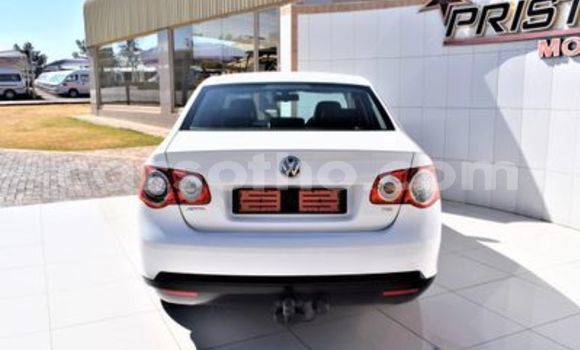 اشتري مستعمل Volkswagen Jetta White سيارة في Maseru في Maseru اشتري مستعمل Volkswagen Jetta White سيارة في Maseru في Maseru