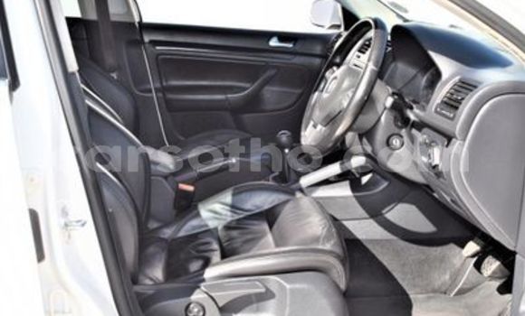 اشتري مستعمل Volkswagen Jetta White سيارة في Maseru في Maseru اشتري مستعمل Volkswagen Jetta White سيارة في Maseru في Maseru