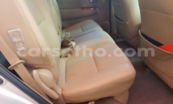 Acheter Occasion Voiture Toyota Fortuner Autre à Maseru, Maseru Acheter Occasion Voiture Toyota Fortuner Autre à Maseru, Maseru