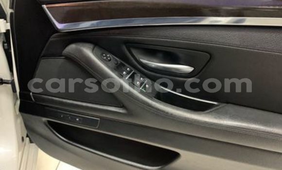 Acheter Occasion Voiture BMW 5–Series Blanc à Maseru, Maseru Acheter Occasion Voiture BMW 5–Series Blanc à Maseru, Maseru