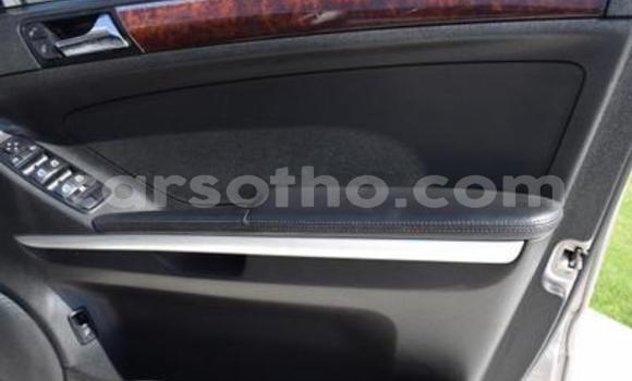 اشتري مستعمل Mercedes-Benz C–Class Silver سيارة في Maseru في Maseru اشتري مستعمل Mercedes-Benz C–Class Silver سيارة في Maseru في Maseru