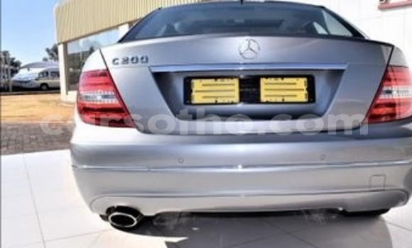 Sayi Na hannu Mercedes-Benz C–Class Silver Mota in Maseru a Maseru Sayi Na hannu Mercedes-Benz C–Class Silver Mota in Maseru a Maseru
