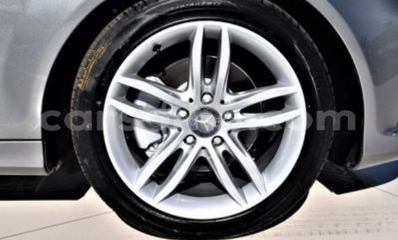 Sayi Na hannu Mercedes-Benz C–Class Silver Mota in Maseru a Maseru Sayi Na hannu Mercedes-Benz C–Class Silver Mota in Maseru a Maseru