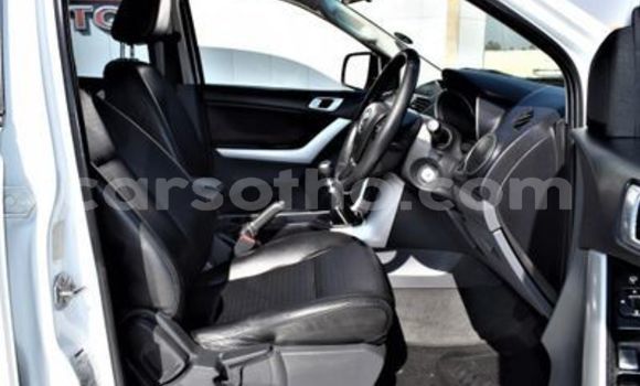 اشتري مستعمل Mazda BT-50 White سيارة في Maseru في Maseru اشتري مستعمل Mazda BT-50 White سيارة في Maseru في Maseru