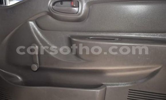 Acheter Occasion Voiture Hyundai H200 Blanc à Maseru, Maseru Acheter Occasion Voiture Hyundai H200 Blanc à Maseru, Maseru