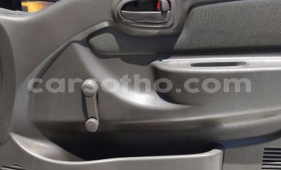 Acheter Occasion Voiture Hyundai H200 Blanc à Maseru, Maseru Acheter Occasion Voiture Hyundai H200 Blanc à Maseru, Maseru