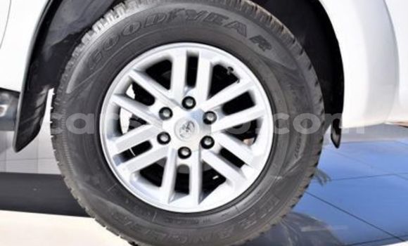 Buy Used Toyota Hilux White Car in Maseru in Maseru Buy Used Toyota Hilux White Car in Maseru in Maseru