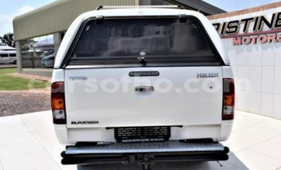 Acheter Occasion Voiture Toyota Hilux Blanc à Maseru, Maseru Acheter Occasion Voiture Toyota Hilux Blanc à Maseru, Maseru