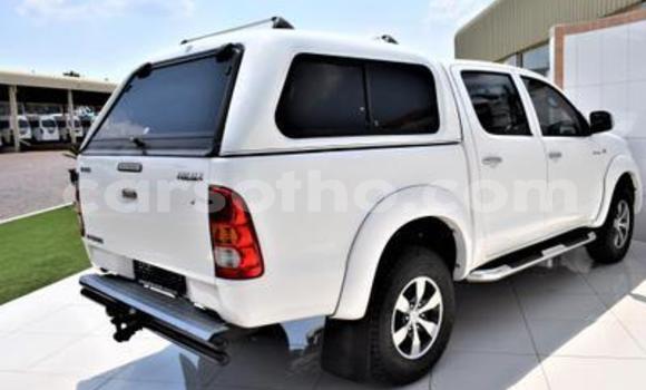 Acheter Occasion Voiture Toyota Hilux Blanc à Maseru, Maseru Acheter Occasion Voiture Toyota Hilux Blanc à Maseru, Maseru