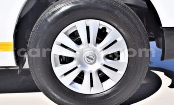 Acheter Occasion Voiture Nissan NV350 Caravan Blanc à Maseru, Maseru Acheter Occasion Voiture Nissan NV350 Caravan Blanc à Maseru, Maseru