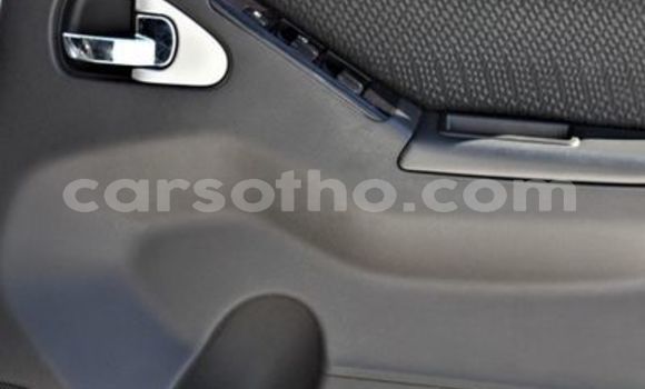 Sayi Na hannu Nissan Navara White Mota in Maseru a Maseru Sayi Na hannu Nissan Navara White Mota in Maseru a Maseru