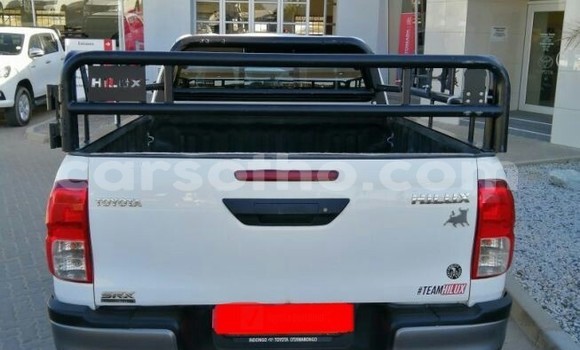Acheter Occasion Voiture Toyota Hilux Blanc à Butha Buthe, Butha-Buthe Acheter Occasion Voiture Toyota Hilux Blanc à Butha Buthe, Butha-Buthe