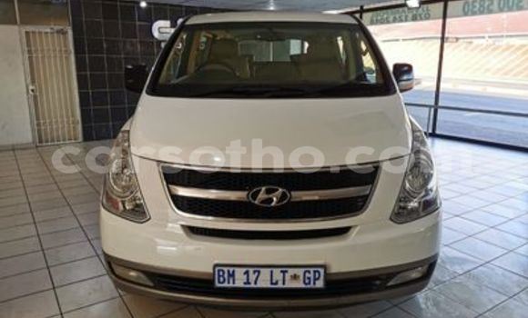 Acheter Occasion Voiture Hyundai H1 Blanc à Butha Buthe, Butha-Buthe Acheter Occasion Voiture Hyundai H1 Blanc à Butha Buthe, Butha-Buthe