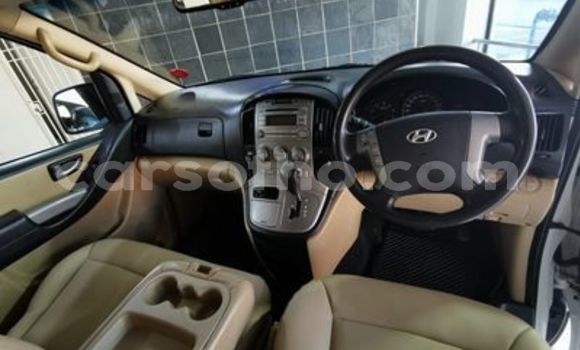 Acheter Occasion Voiture Hyundai H1 Blanc à Butha Buthe, Butha-Buthe Acheter Occasion Voiture Hyundai H1 Blanc à Butha Buthe, Butha-Buthe