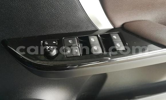 Sayi Na hannu Toyota Fortuner White Mota in Maseru a Maseru Sayi Na hannu Toyota Fortuner White Mota in Maseru a Maseru