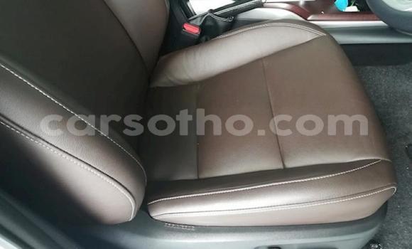 Sayi Na hannu Toyota Fortuner White Mota in Maseru a Maseru Sayi Na hannu Toyota Fortuner White Mota in Maseru a Maseru